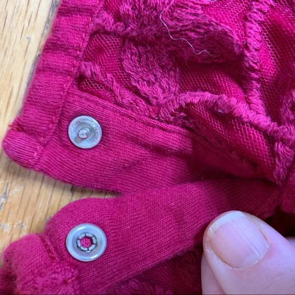 baby Gap Burgundy Crewneck Long Sleeved Shirt Toddler Girl Size 3 - Picture 4 of 11